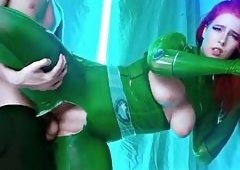Professor Creampies MollyRedWolf as Totally Spies Trap in Lab