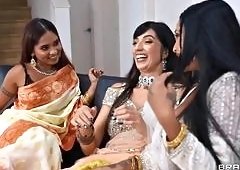 Keiran Lee, Mia Z, Aaliyah Yasin, And Yasmina Khan Pound Hardcore Foursome Action