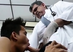 Asian patient gets drilled bareback by his mature doc