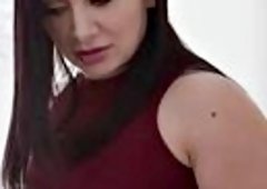 Valentina Nappis Big Butt in Wild Cunnilingus